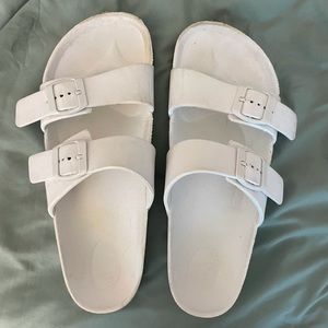 Rubber Birkenstock dupe